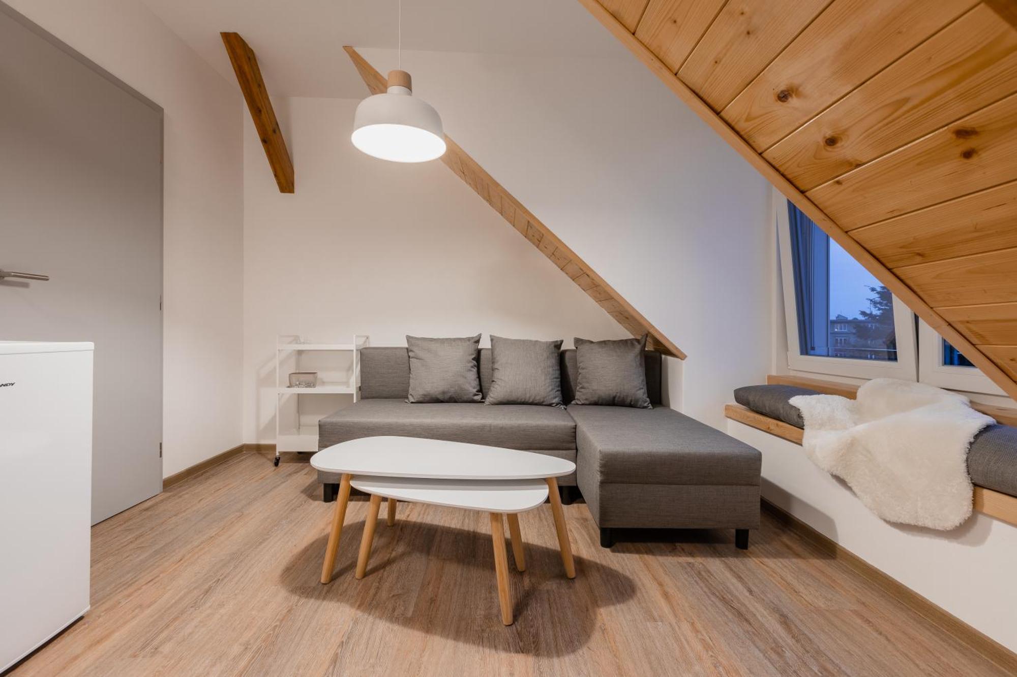 Romanticky Loft Parking U Hlavniho Nadrazi Olomouc Exterior foto